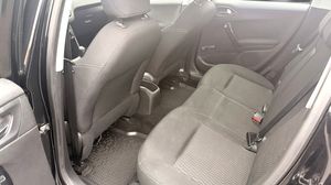 Peugeot 208 bild 15
