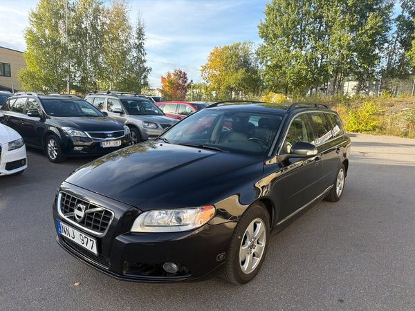 Volvo V70 2.0F Momentum Euro 4 - 2010