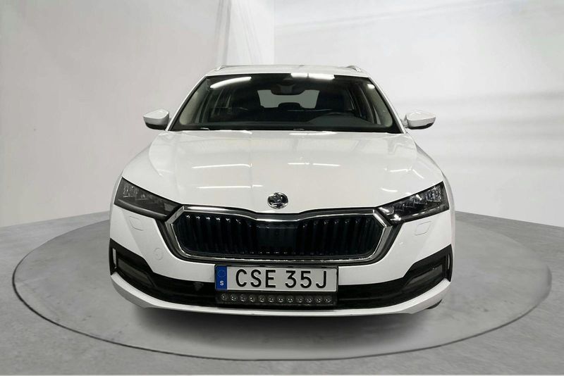 Skoda Octavia bild 4