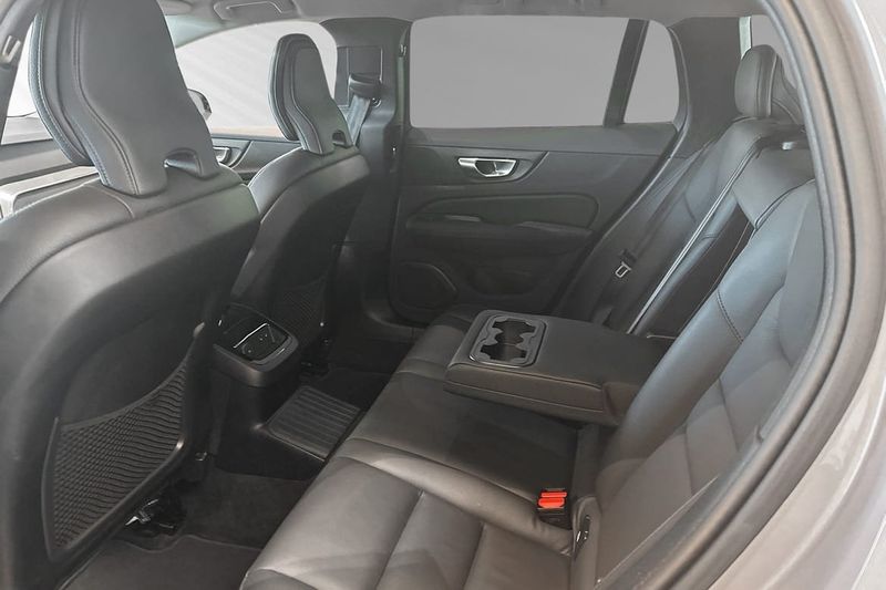 Volvo V60 bild 8