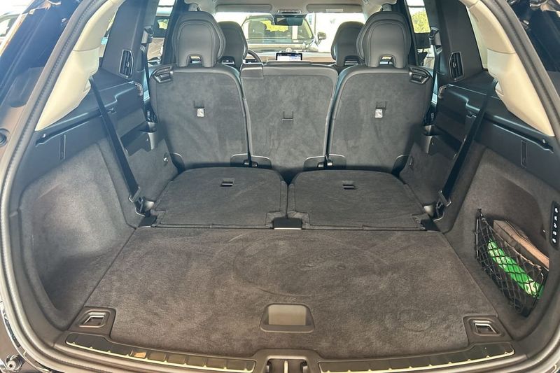 Volvo EX90 bild 16