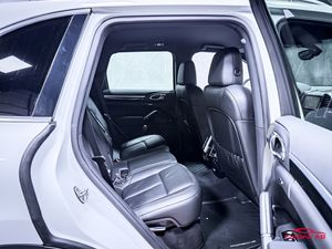 Porsche Cayenne bild 16