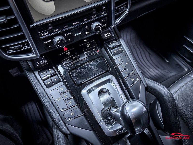 Porsche Cayenne bild 28