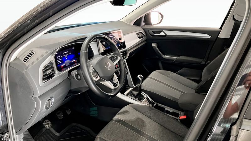 Volkswagen T-Roc bild 7