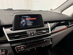 BMW 218 bild 9
