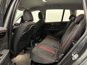 BMW 218 bild 10