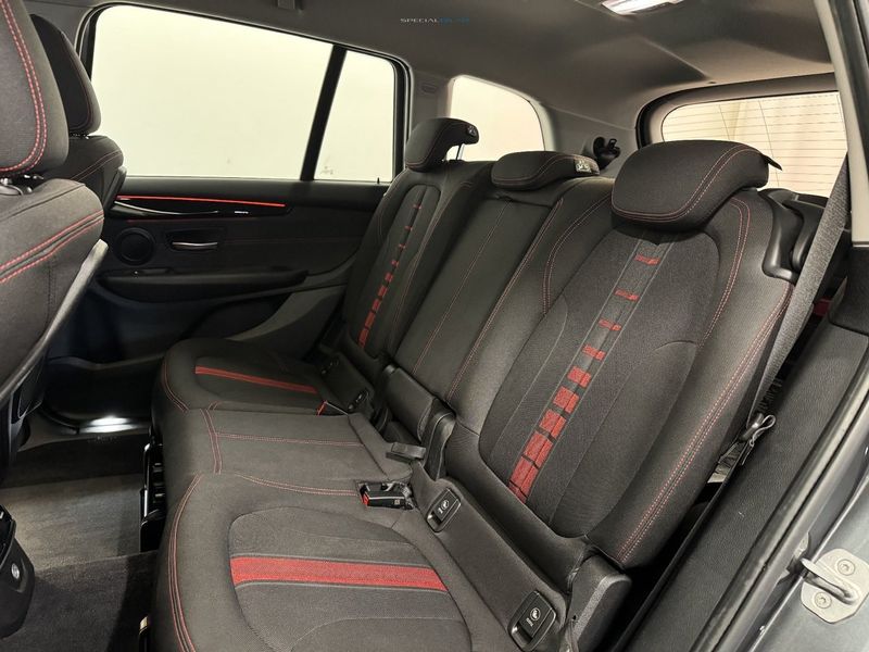 BMW 218 bild 11