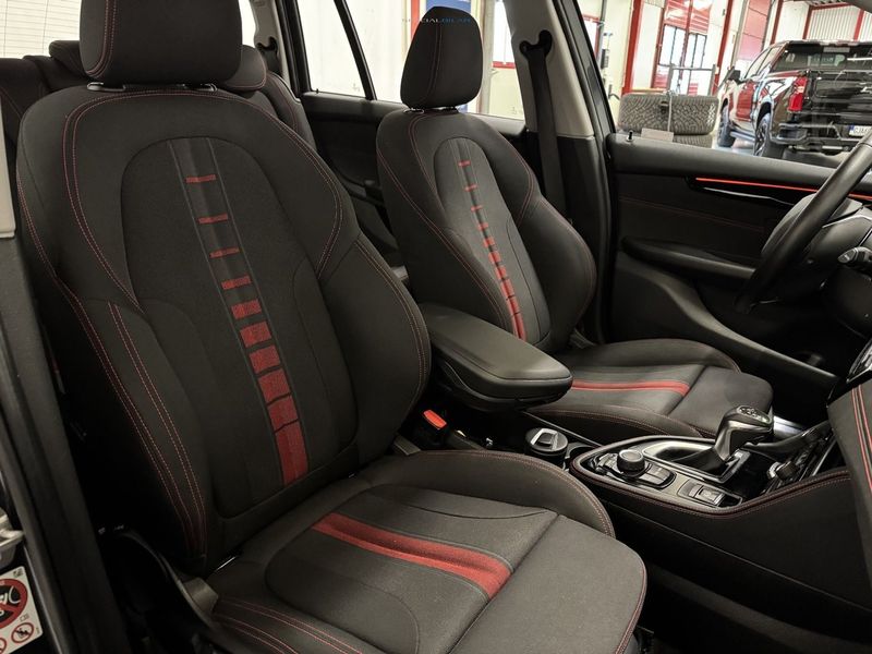 BMW 218 bild 19