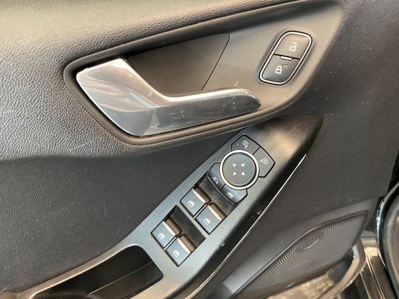 Ford Fiesta bild 12