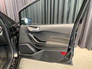 Ford Fiesta bild 6
