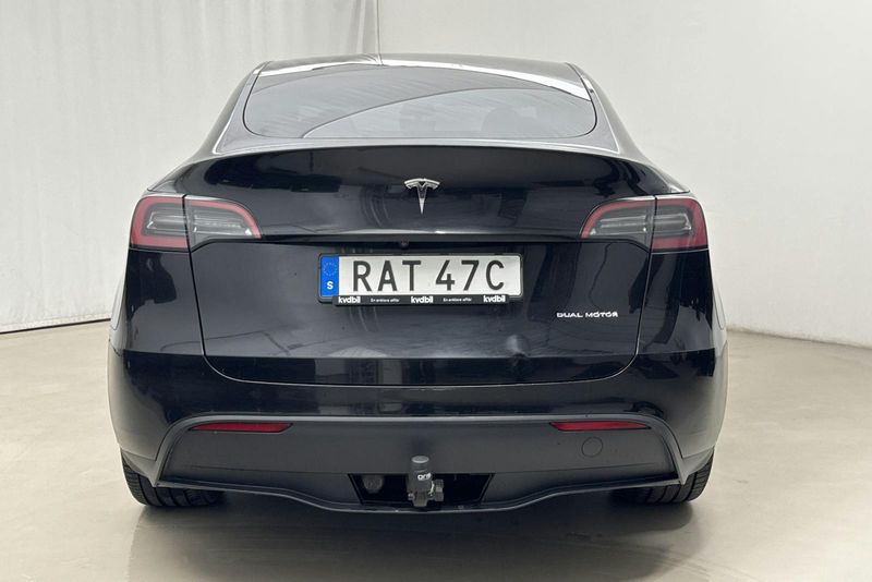 Tesla Model Y bild 5
