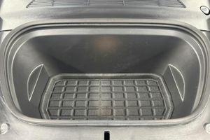 Tesla Model Y bild 10