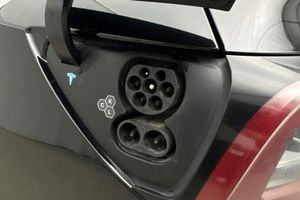 Tesla Model Y bild 19