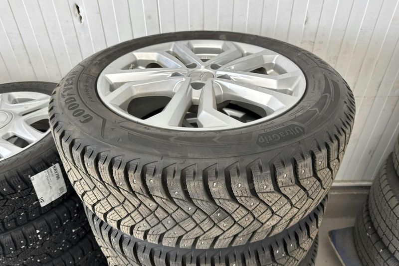 Toyota Corolla Cross bild 16