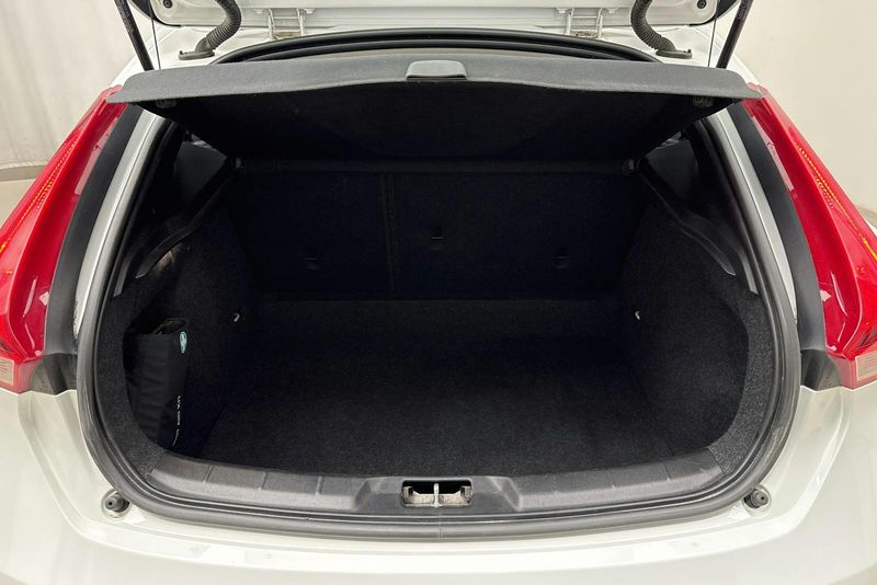 Volvo V40 bild 9