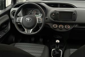 Toyota Yaris bild 13