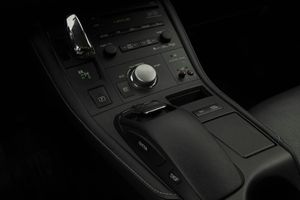 Lexus CT bild 13