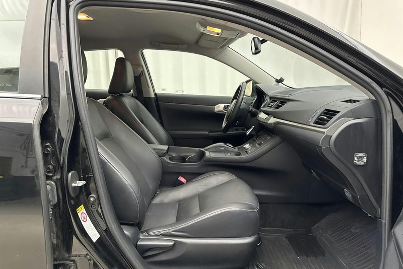 Lexus CT bild 7