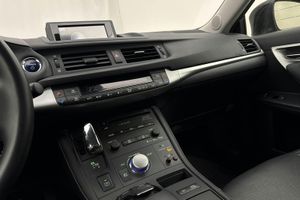 Lexus CT bild 11