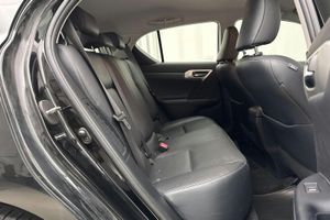 Lexus CT bild 8