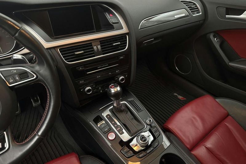 Audi S4 bild 13