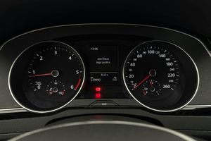 Volkswagen Passat bild 10