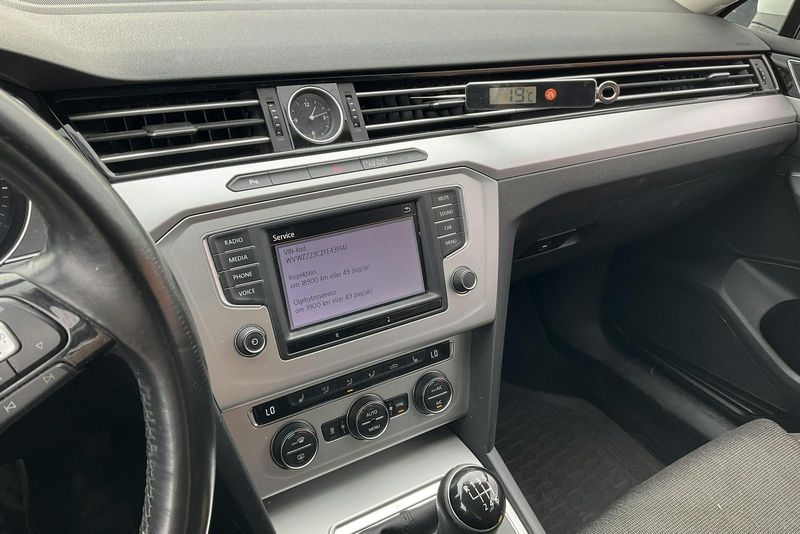 Volkswagen Passat bild 12