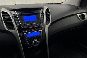 Hyundai i30 bild 11