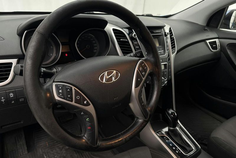 Hyundai i30 bild 13