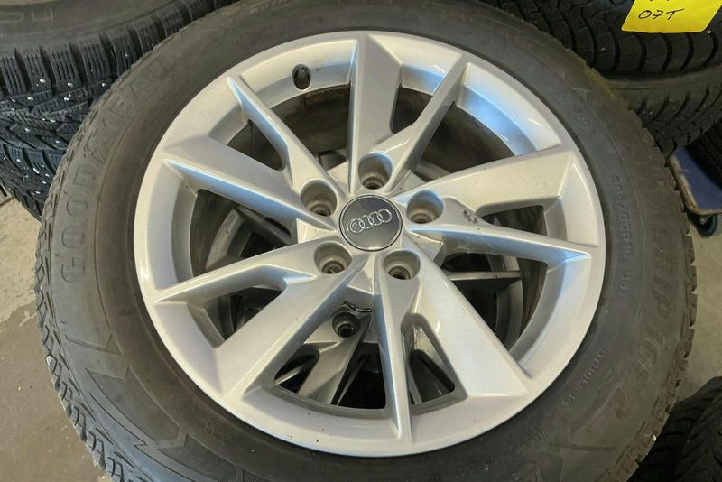Audi A4 bild 15