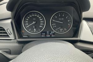 BMW 218 bild 10