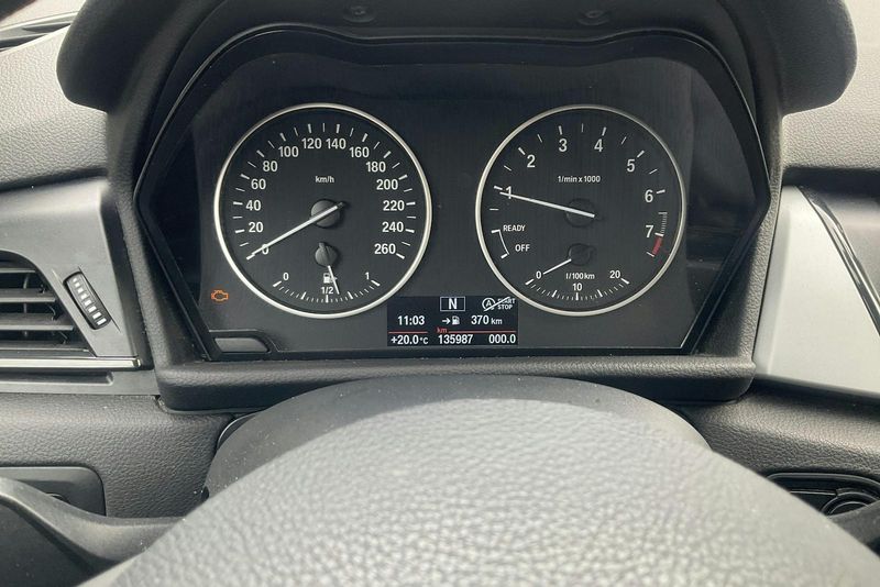 BMW 218 bild 10
