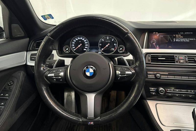 BMW 530 bild 16