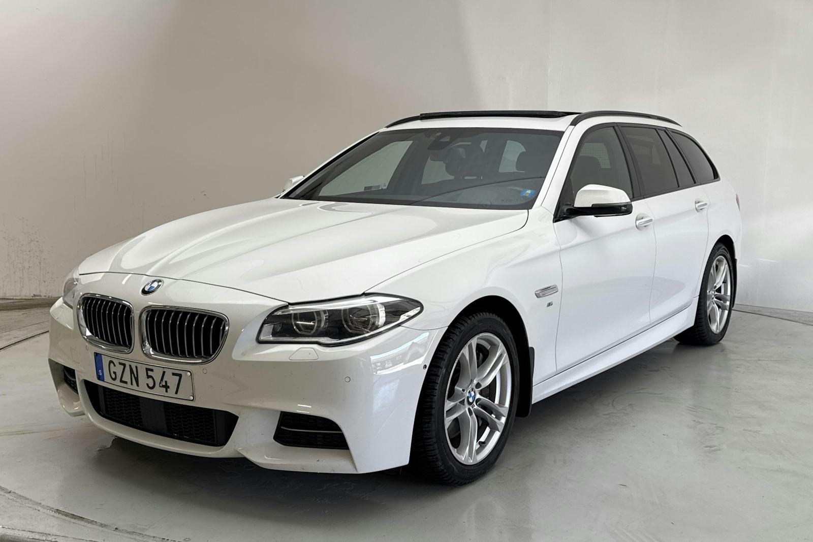 BMW 530