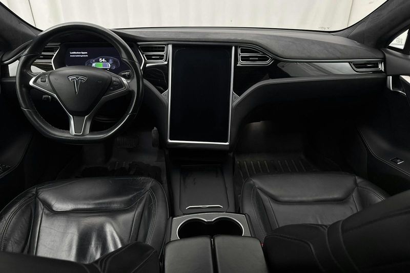 Tesla Model S bild 6