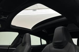 Tesla Model S bild 18