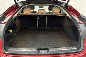 Mercedes GLC220 bild 9