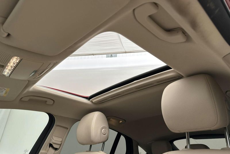 Mercedes GLC220 bild 14