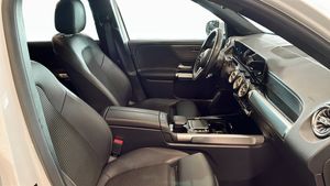 Mercedes GLB200 bild 4