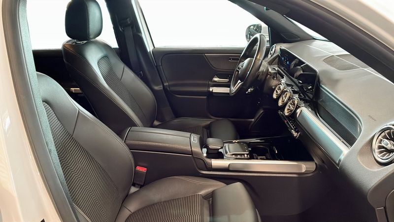 Mercedes GLB200 bild 4
