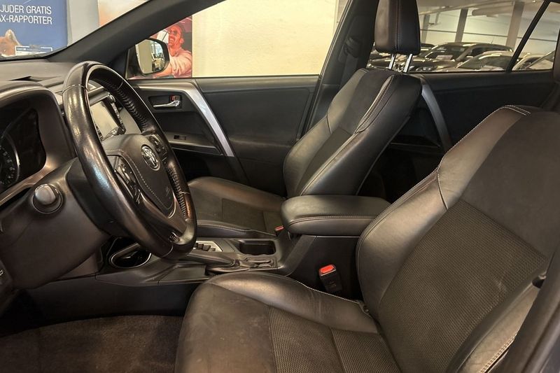 Toyota RAV4 bild 10