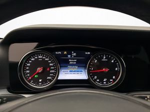 Mercedes E220 bild 15