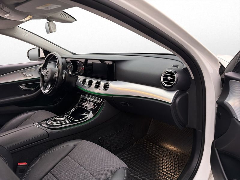 Mercedes E220 bild 26