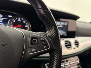 Mercedes E220 bild 16