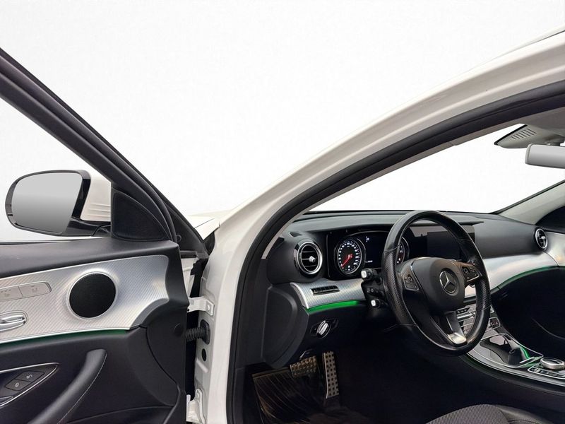 Mercedes E220 bild 10