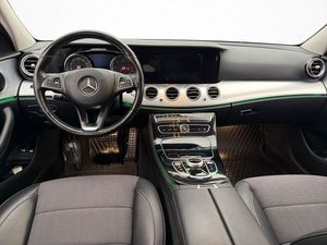 Mercedes E220 bild 24