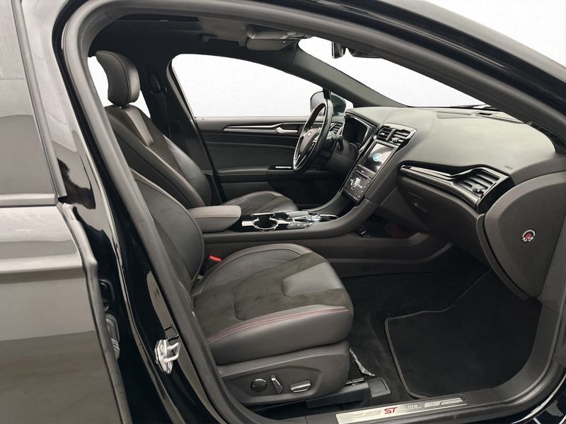 Ford Mondeo bild 26