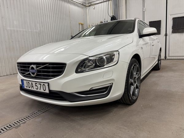Volvo V60 D4 AWD Ocean Race 5-cyl Euro 6 - 2016