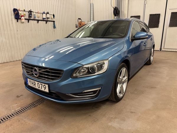 Volvo V60 D4 Summum Drag Kamera Skinn m.m - 2017