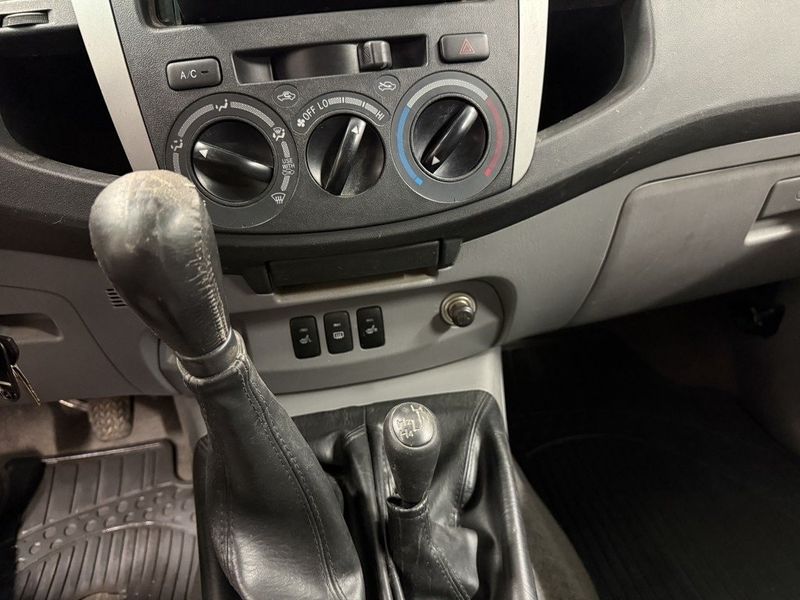 Toyota Hilux bild 15